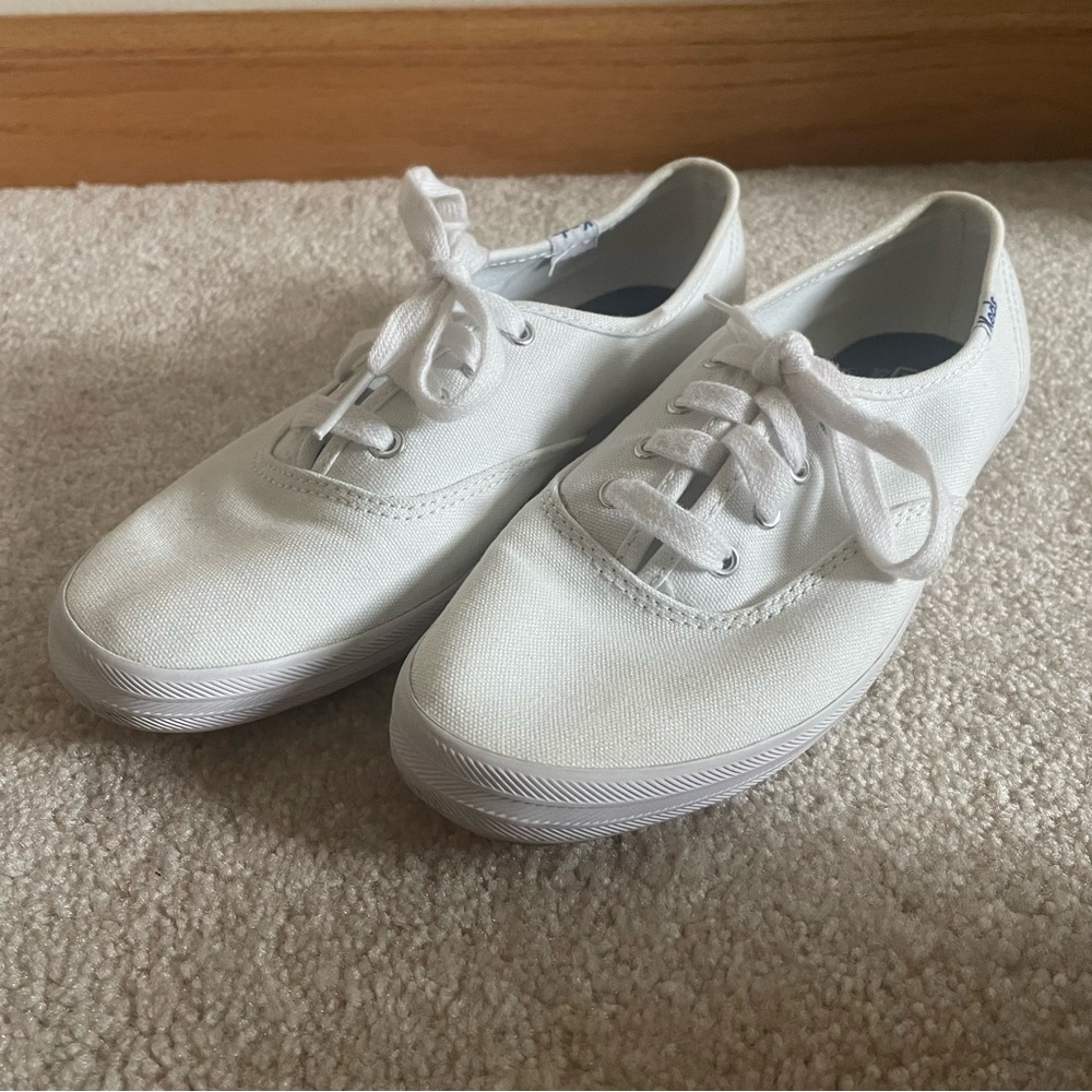 Keds White Canvas Lace-Up Sneakers Size 6.5 (US)
